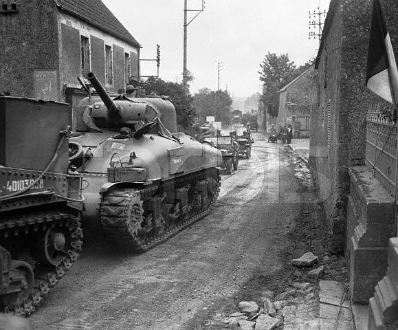 Omaha Beach, Colleville, Fr.o. 1944 Jnius 13.