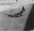 Ferencvros (BP) bombzsa utn, direkt tallatot kapott B-17-es. 5 tll volt. 1944 jlius 14.